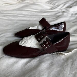 Zara Women's Burgundy Patent Flats Sz 36